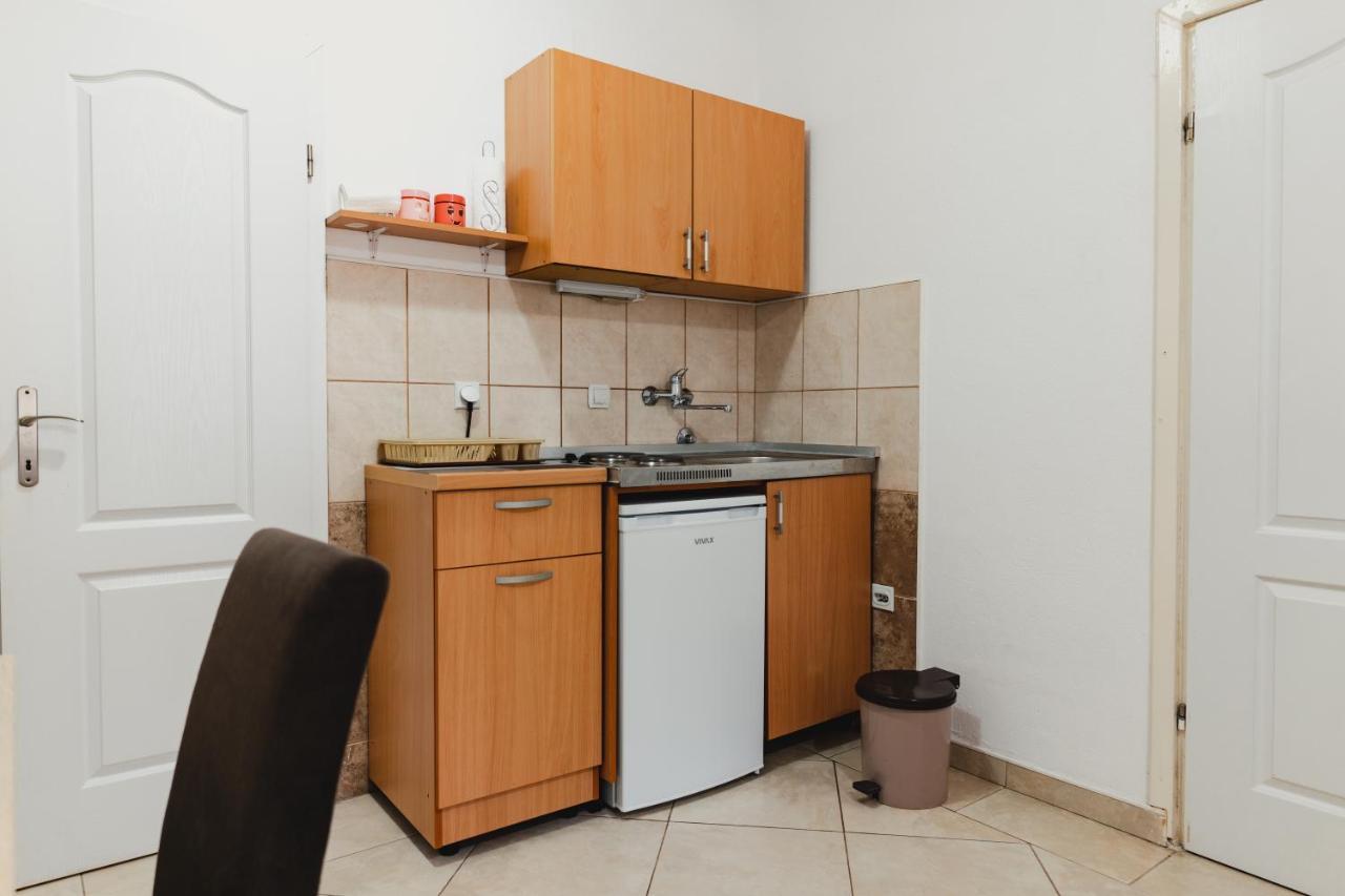 Apartments Djukic Tivat Exterior photo