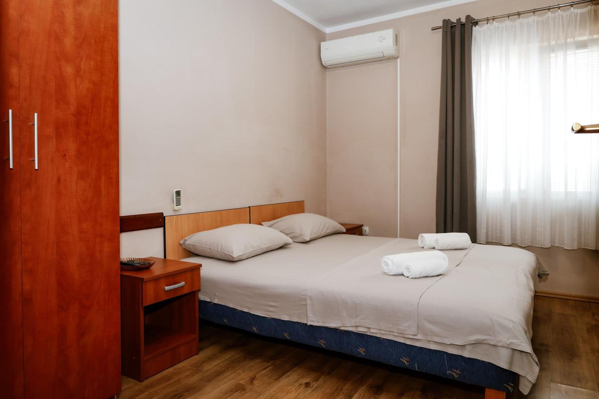 Apartments Djukic Tivat Exterior photo