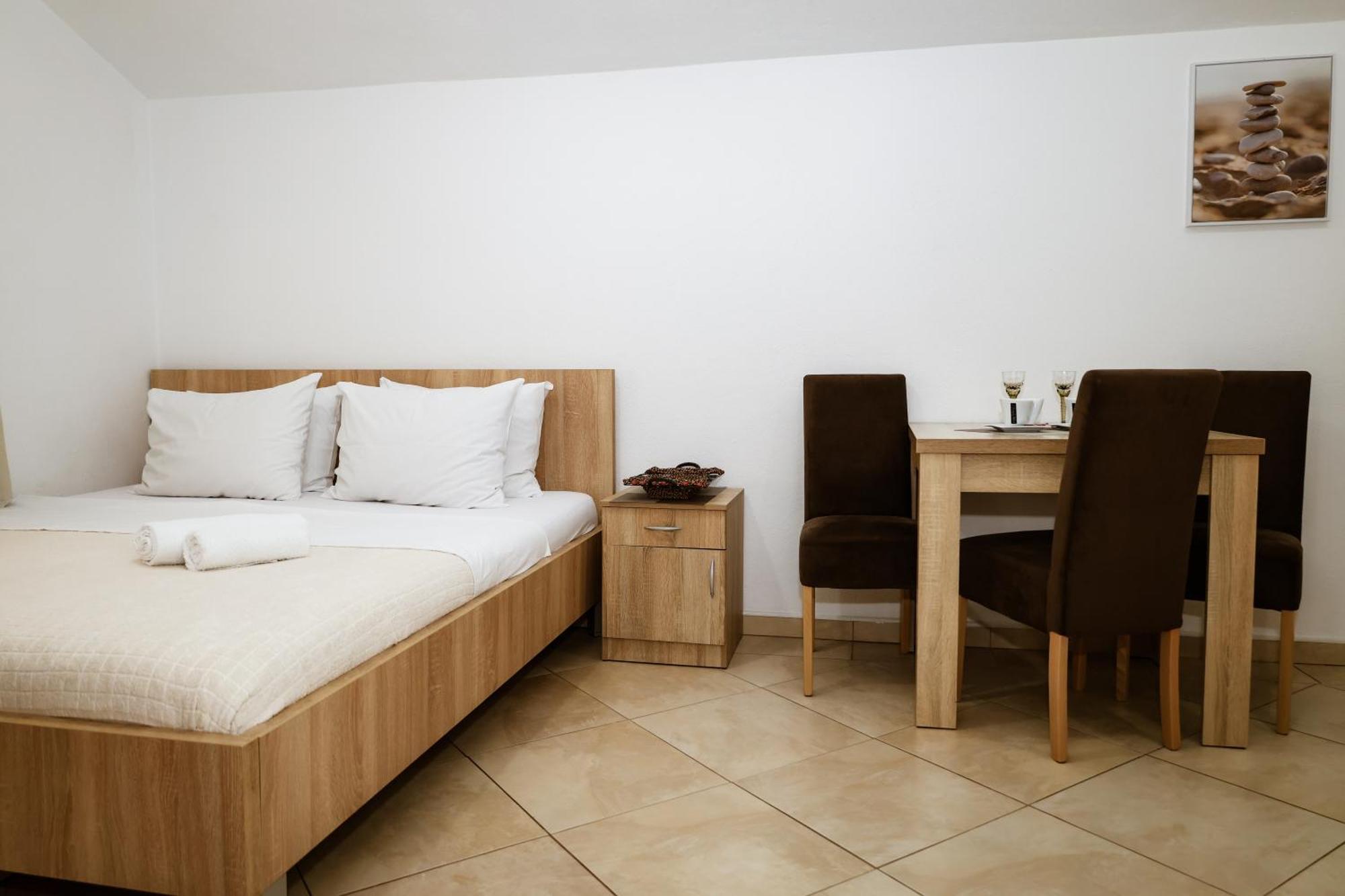 Apartments Djukic Tivat Exterior photo